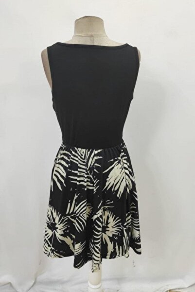 Mossta Φόρεμα με λεπτομέρεια με κουμπιά χωρίς μανίκια - Μαύρο