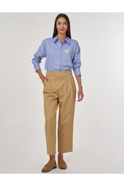 Kayra Carrot Cut Pleated Trousers Beige