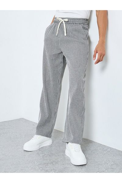 Styli Men Grey Striped Oversized Joggers