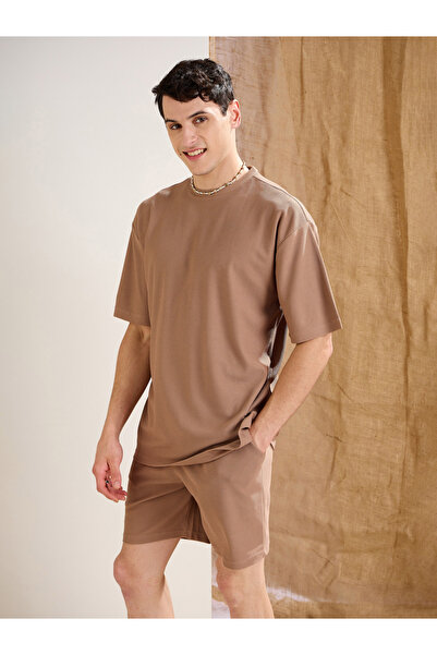 Mascln Sassafras By Styli Men Brown Waffle Textured Straight Fit Shorts