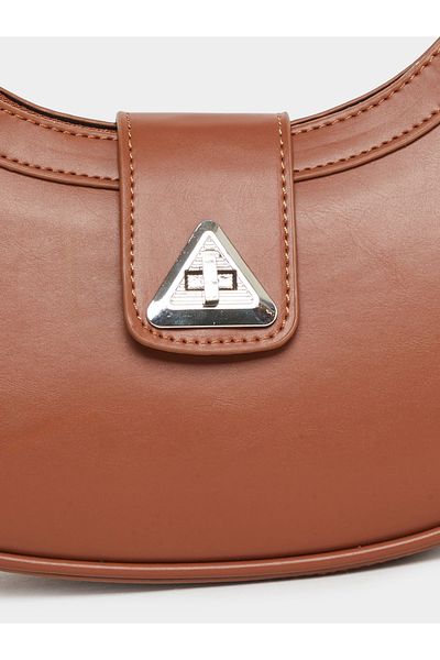 Styli Triangle Metal Shoulder Bag with Zip Closure