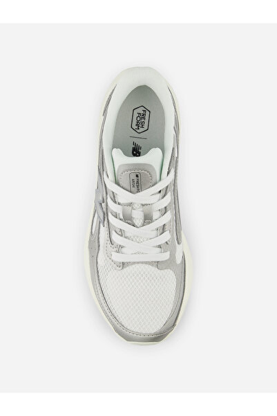 New Balance Arishi Sports Shoes