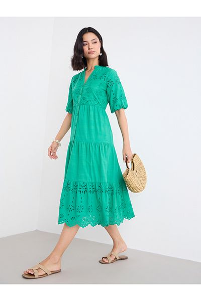 Styli Women Green Schiffli Puff Sleeves Tiered Midi Dress