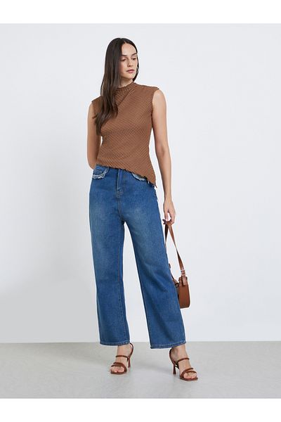 Styli Textured Mock Neck Sleeveless Top