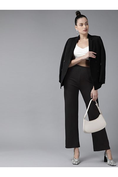 Kassually By Styli Solid Flared Mid Rise Trousers