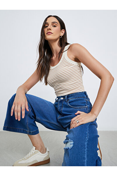 Styli تانك نسائي مخطط باللون البيج