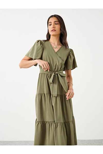 Styli Short Sleeve Bow Detail Tiered A-Line Midi Dress
