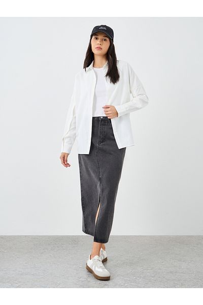 Styli Plain Collared Shirt with Buttoned Sleeve