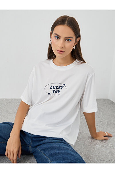 Styli تي شيرت كبير الحجم بطبعة شعار