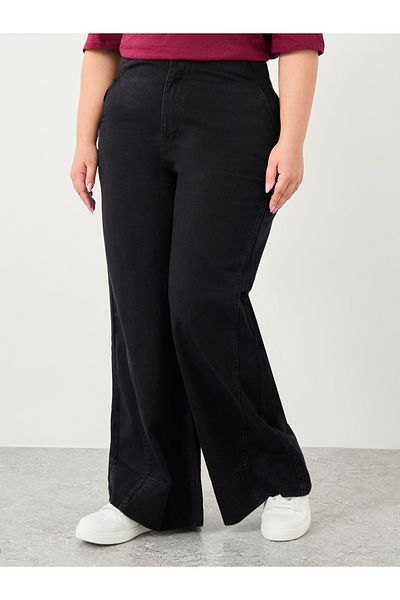 Styli Plus Wide Leg Jeans with Pockets