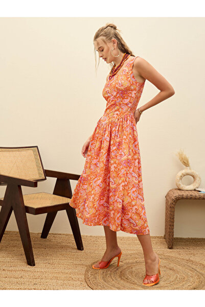 Sassafras By Styli Orange Paisley Print Sleeveless Midi Dress