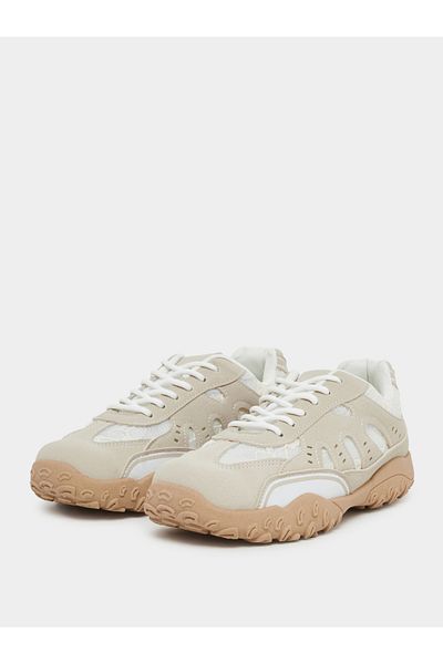 Styli Lace Insert Spike Sole Sneakers