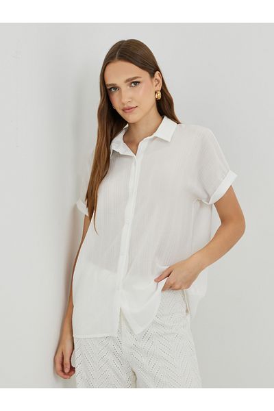 Styli Texture Spread Collar Short Sleeve Shirt