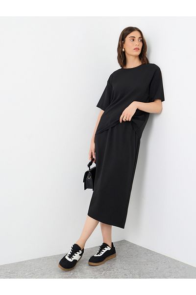 Styli Relaxed Fit Solid Top and Midi Skirt Co-Ords