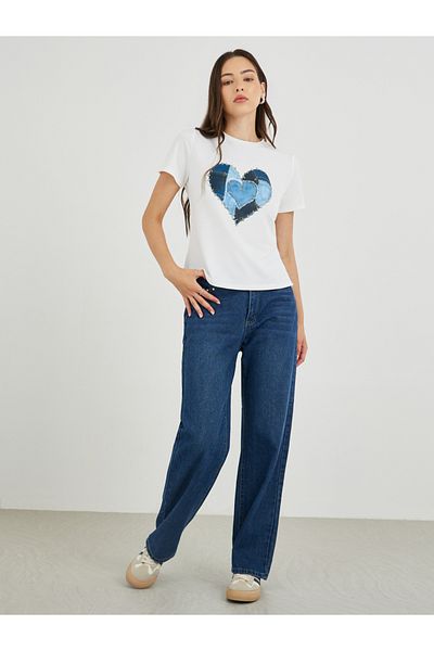 Styli Graphic Print Short Sleeve T-Shirt