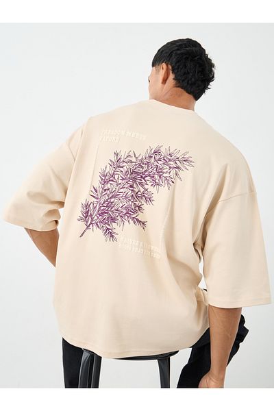 Styli Men Off White Graphic Print Boxy Fit T-Shirt