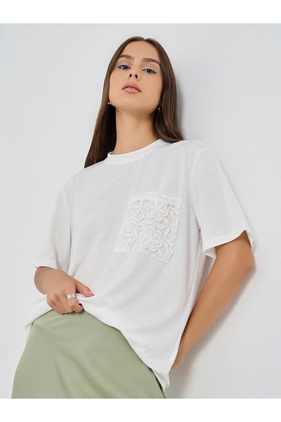 Styli Embroidered Detail Oversized T-Shirt