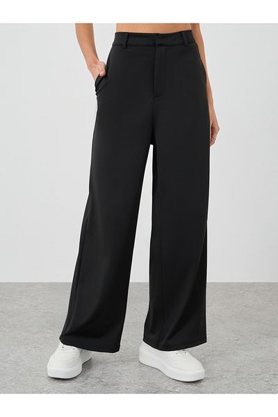 Styli Women Black Stretch Wide Leg Pants with Side Pockets