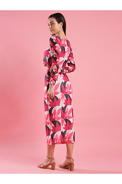 Globus By Styli Floral Print Mesh Crop Top and Pencil Skirt Co-Ords