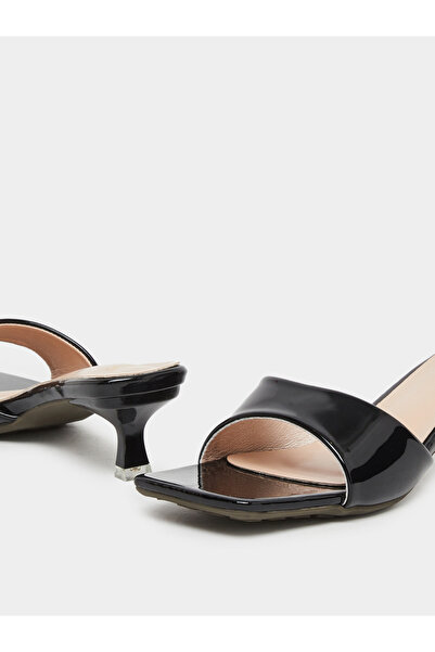 Styli Women Black Open Toe Kitten Heel Sandals