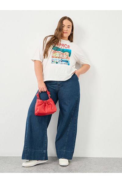 Styli Plus Wide Leg Jeans with Pockets
