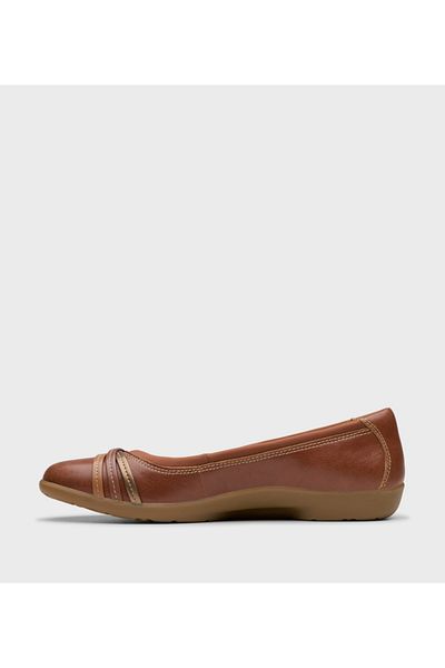 CLARKS Brown Women's Meadow Ave Pumps