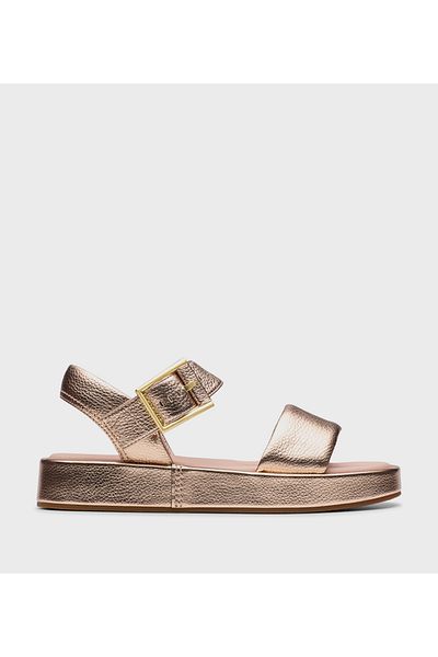 CLARKS صندل ألدا المعدني النسائي ذو الأشرطة