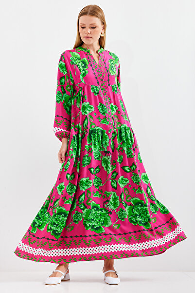 Merterium Дамска рокля с мотив в тъмно розово 1010