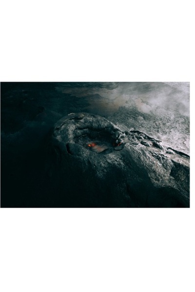 OEM Tablou Canvas, 'Focul ascuns sub crusta intunecata', Nor, Cenusa, Pamant,...