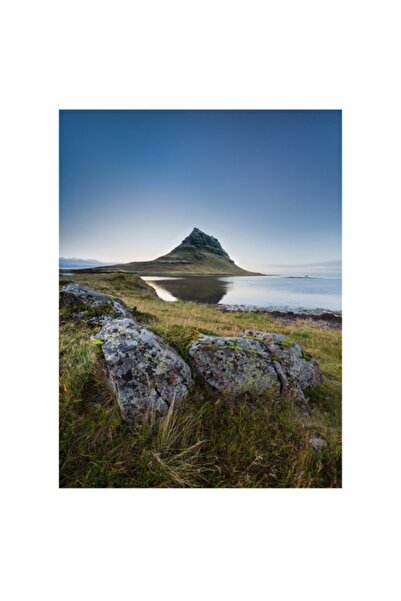 OEM Tablou Canvas, 'Reflexii linistite la munte izolat'