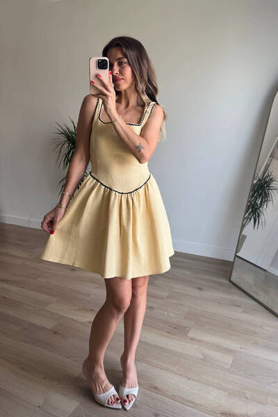 Sue Store Butter Yellow Kalın Askılı Dantel Detaylı Ajurlu Keten Elbise
