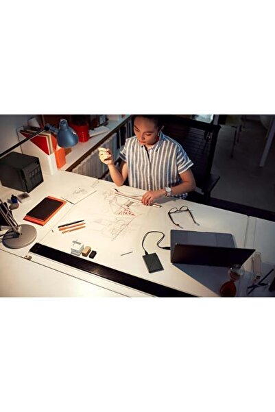 WD قرص صلب محمول My Passport بسعة 6 تيرابايت مزود بمنفذ USB 3.0 مع برنامج لإدارة الأجهزة والنسخ الاحتياطي وكلمة المرور