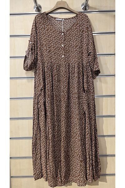 Park Moda Dress Small Floral Pattern Cut from the Robe