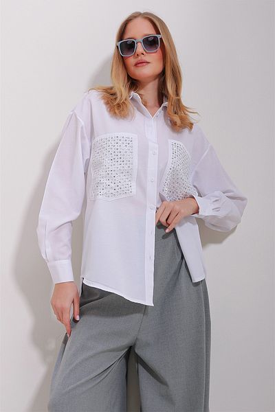 VAGGON Women's White Double Pocket Trog Embroidered Terrycoton Oversize Shirt Prmx11531