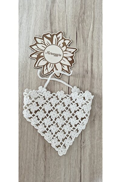 Merveyyyra White Color Hand Knitted Triangle Bandana