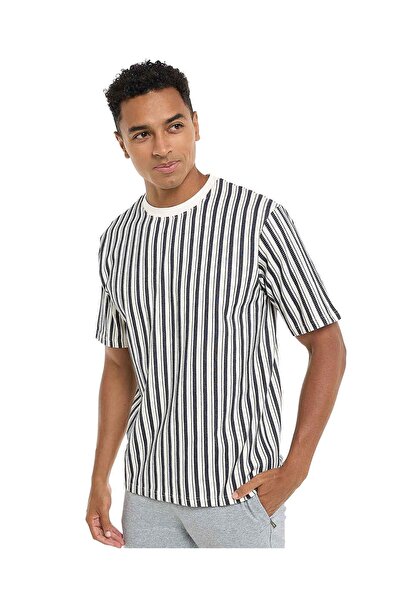 R&B تي شيرت مخطط برقبة دائرية وأكمام قصيرة