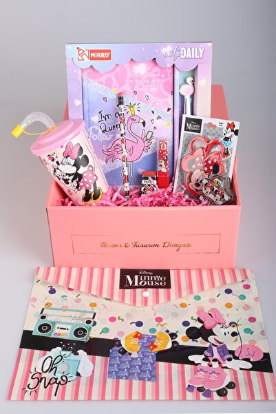 Minnie Mouse DEKOMUS ÖZEL KUTULU LİSANSLI MINNIE MOUSE PİPETLİ BARDAK,KUTULU AJANDA JEL KALEMLİ,RUJ SİLGİ,ÇITÇIT