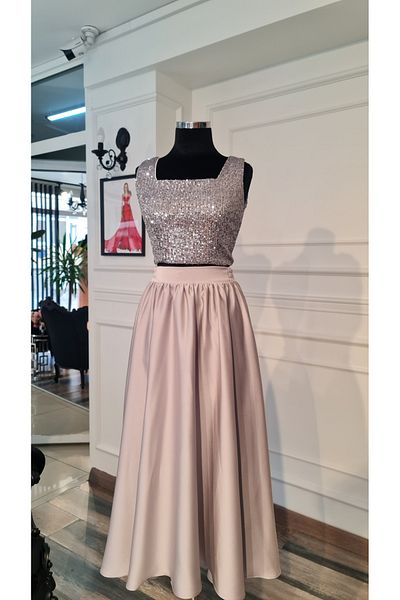 makbuleofficial Silver Sequin Fabric Square Neck Top with Gathered Hem Midi Length Bottom Top Set