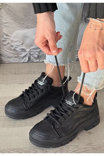 Skygo Jule Black Leather Lace-Up Sneakers