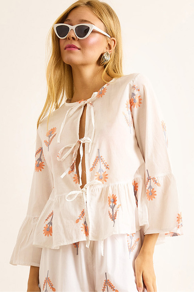 Olalook Γυναικεία Μπλούζα με Λεπτομέρεια Λευκή Δαντέλα BLZ-19003076