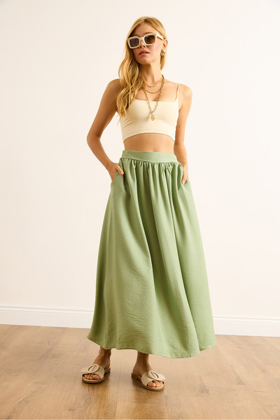 Olalook Women's Green Pocketed Flowy Long Ayrobin Skirt Etk-19000345