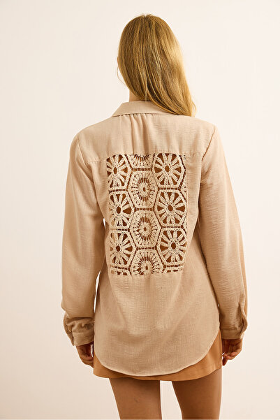 Olalook Kadın Taş Sırtı Güpür Pencere Detaylı Dökümlü Gömlek GML-19001383