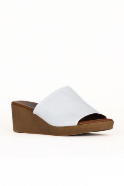 Bueno Shoes White Leather Women's Wedge Heeled Slippers 01We3903