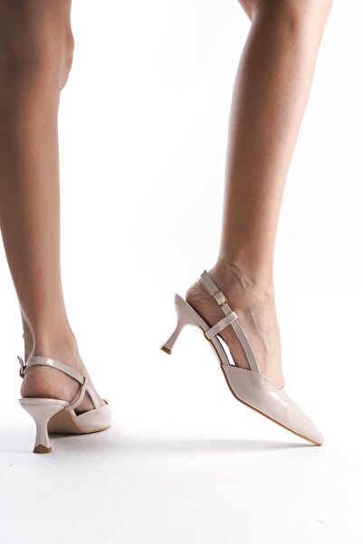 Abacca Mira Women's Beige Patent Leather Heeled Shoes