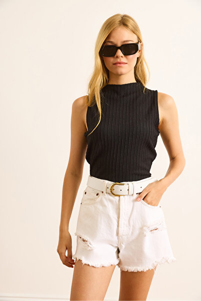 Olalook Women's Black Salsa Stand Collar Textured Crop Blouse Blz-19003078