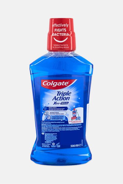 Colgate Mouthwash Triple Action Xtra White 500ml, Blue