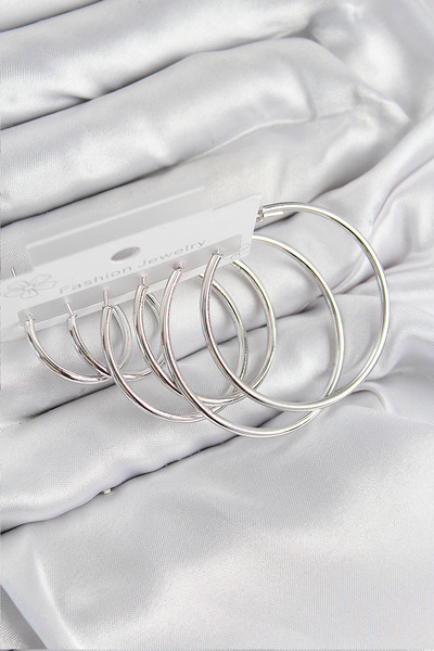 STİLLOVE طقم أقراط نسائية من النحاس على شكل حلقة فضية اللون