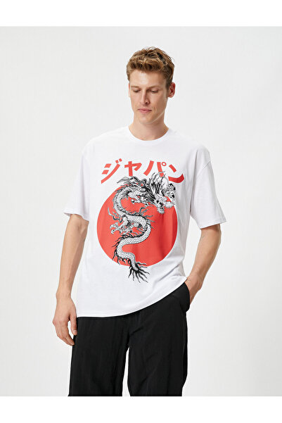 Koton تي شيرت قطني بأكمام قصيرة ورقبة دائرية ومطبوع عليه نقش الشرق الأقصى