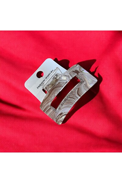 Store Patterned Latch Buckle