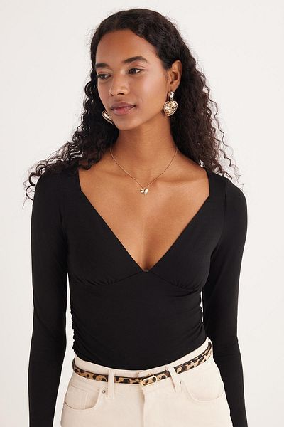 Tudors Women's Slim Fit Slim Fit Viscose Fabric V-Neck Black Body